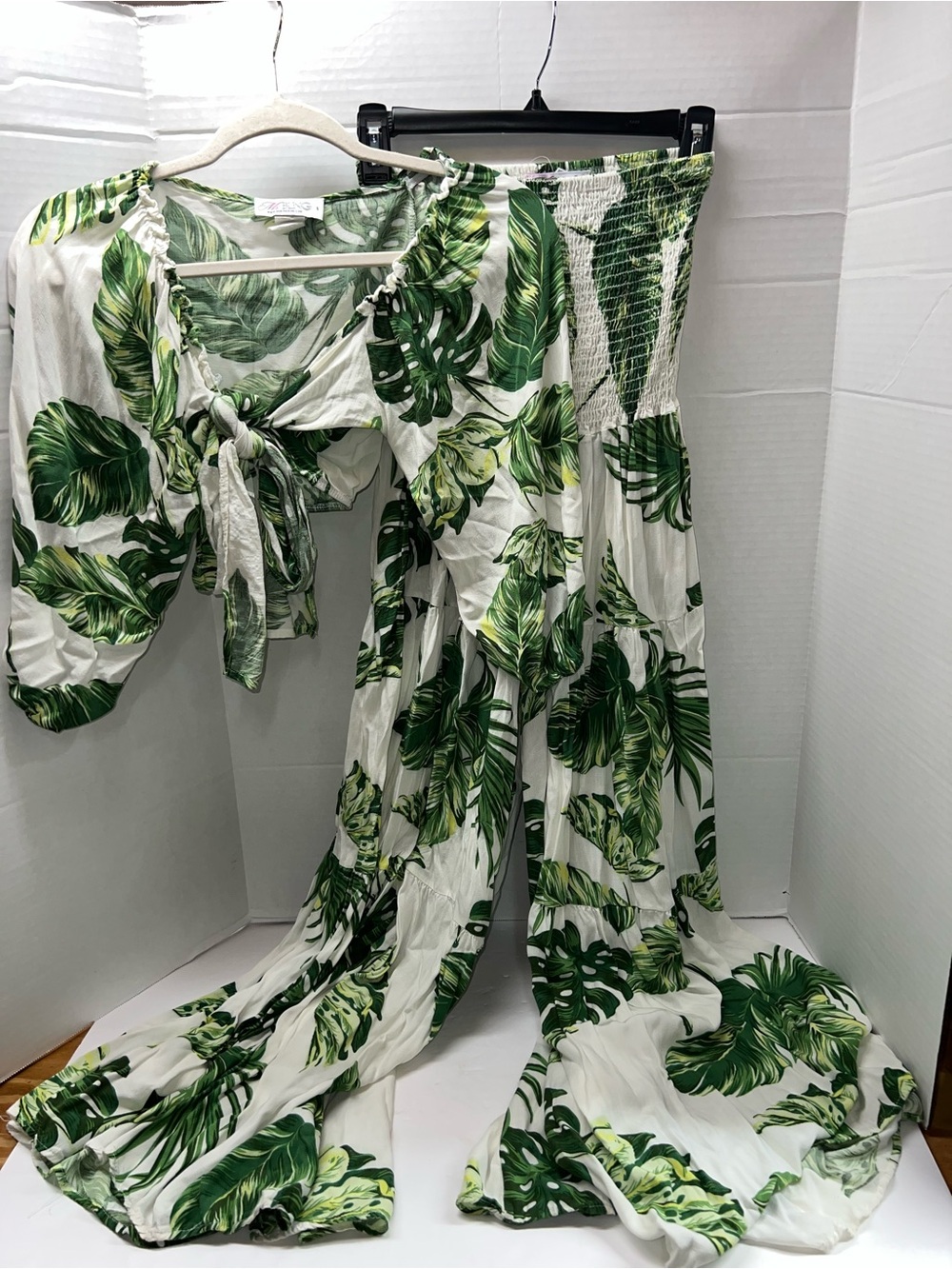 Tropical Leaf Two-Piece Set - Green on White Beach Palm Cover Pants Crop Top